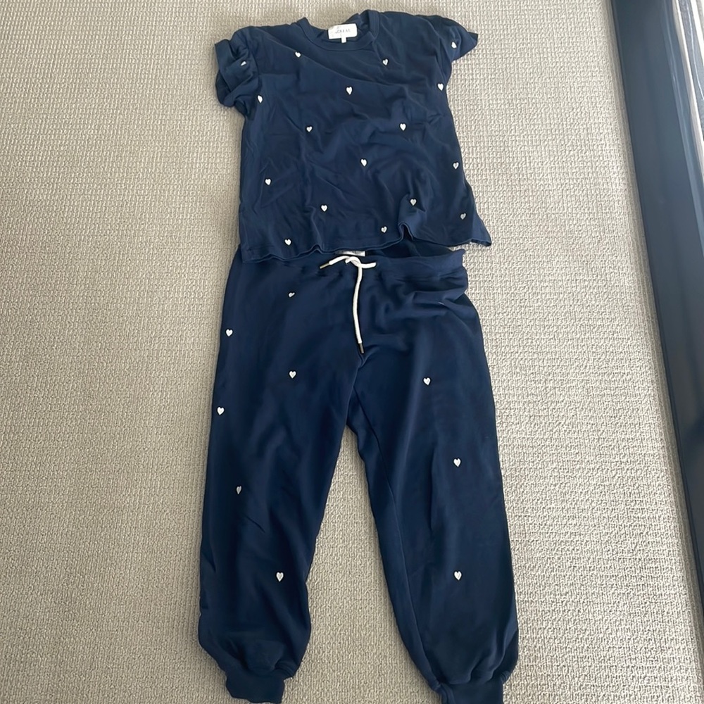 The great navy hearts sweatpants and tee